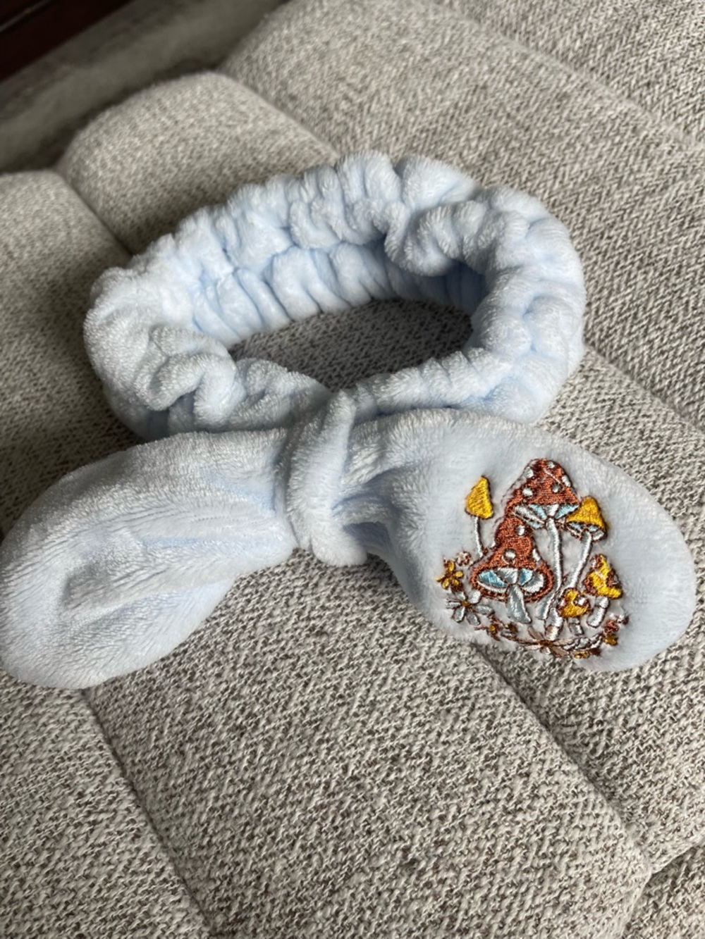 Blue Plush Bow Spa Headband Mushroom Embroidered Soft Skincare Hair Band